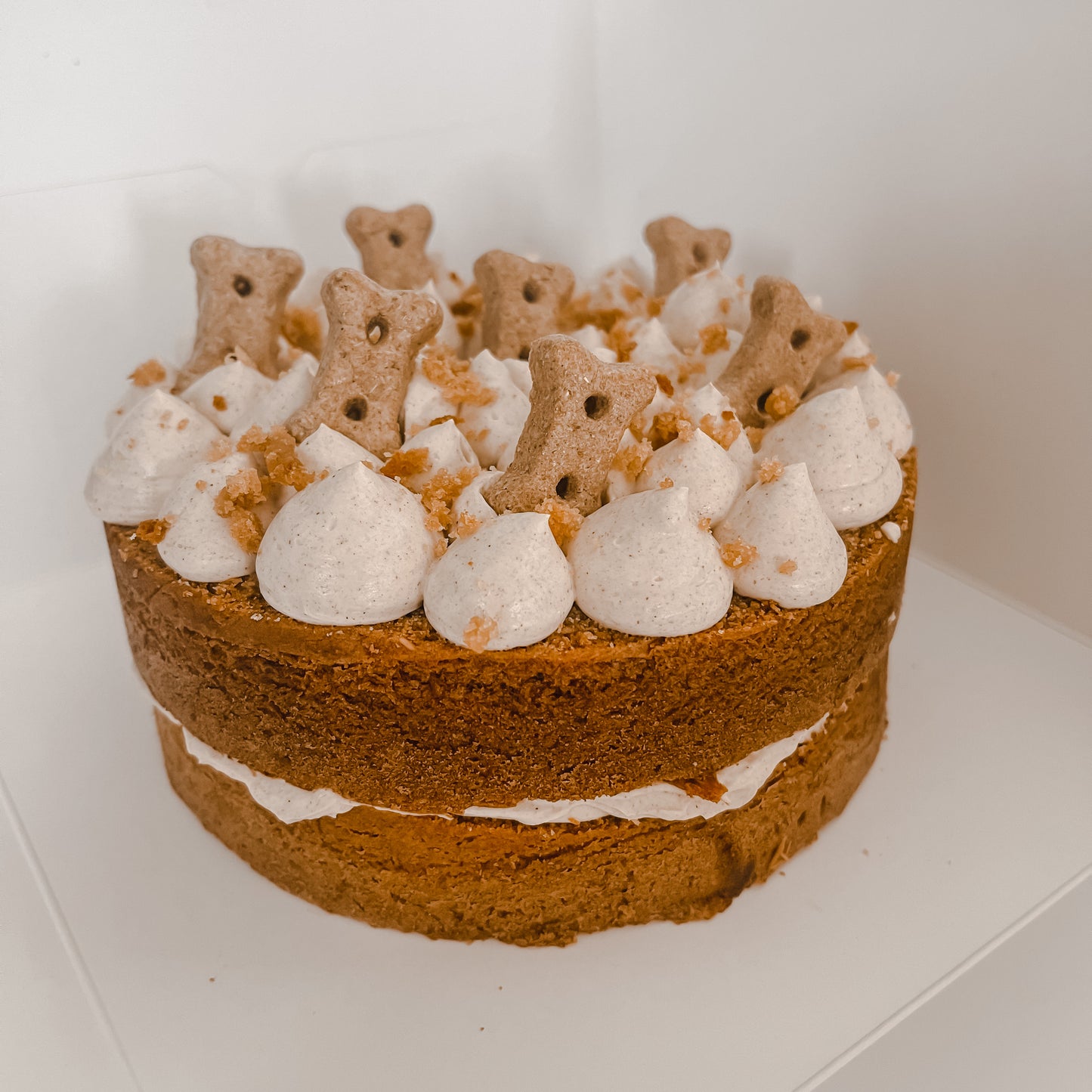 Louie's 6 inch Pupcake Cake